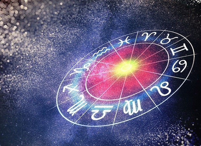 Astroloji Eğitimi: Astrolojiyi Öğrenmek ve Yaşamınızı Yönlendirmek